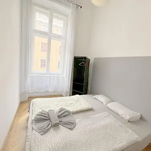 Synagouge Astoria Vendégház
